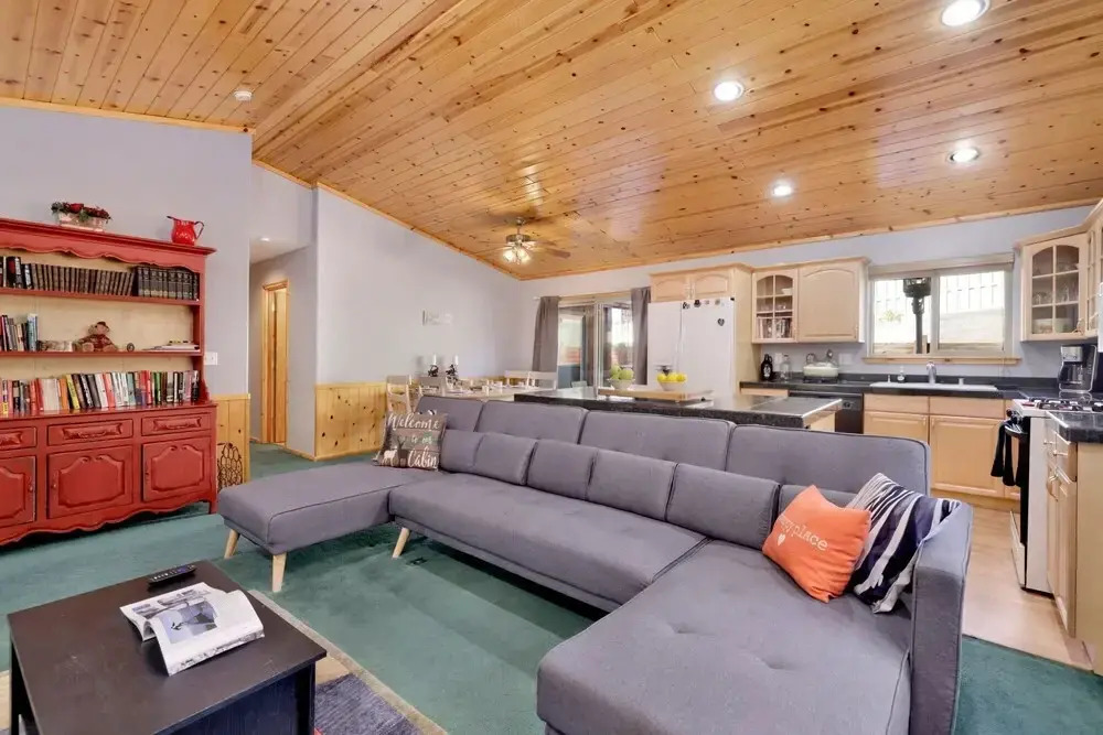 1953-river Rock Lodge 3 Bedroom Home by RedAwning