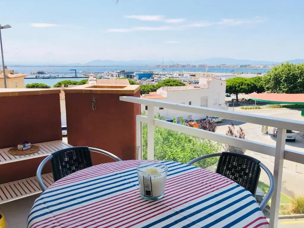ROC MAR 7 2A - Apartamento cerca del centro y de la playa - terraza con vistas al mar y al puerto