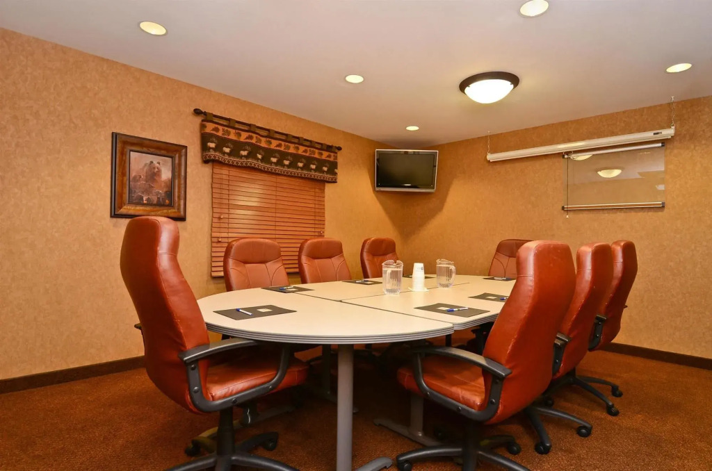 Best Western Plus Kelly Inn and Suites