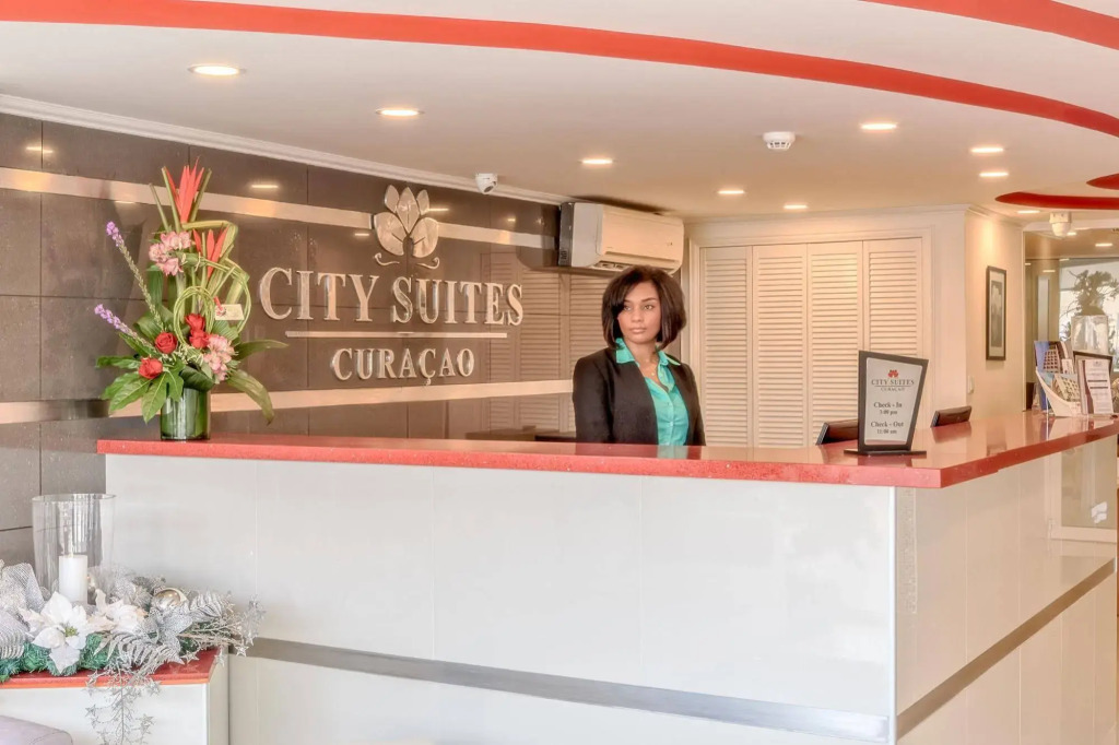 Majestic City Suites & Beach Hotel
