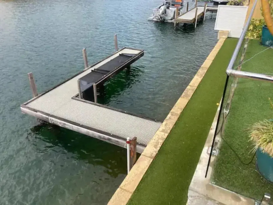 Sandpiper Island Tranquil Waterfront Views & Jetty