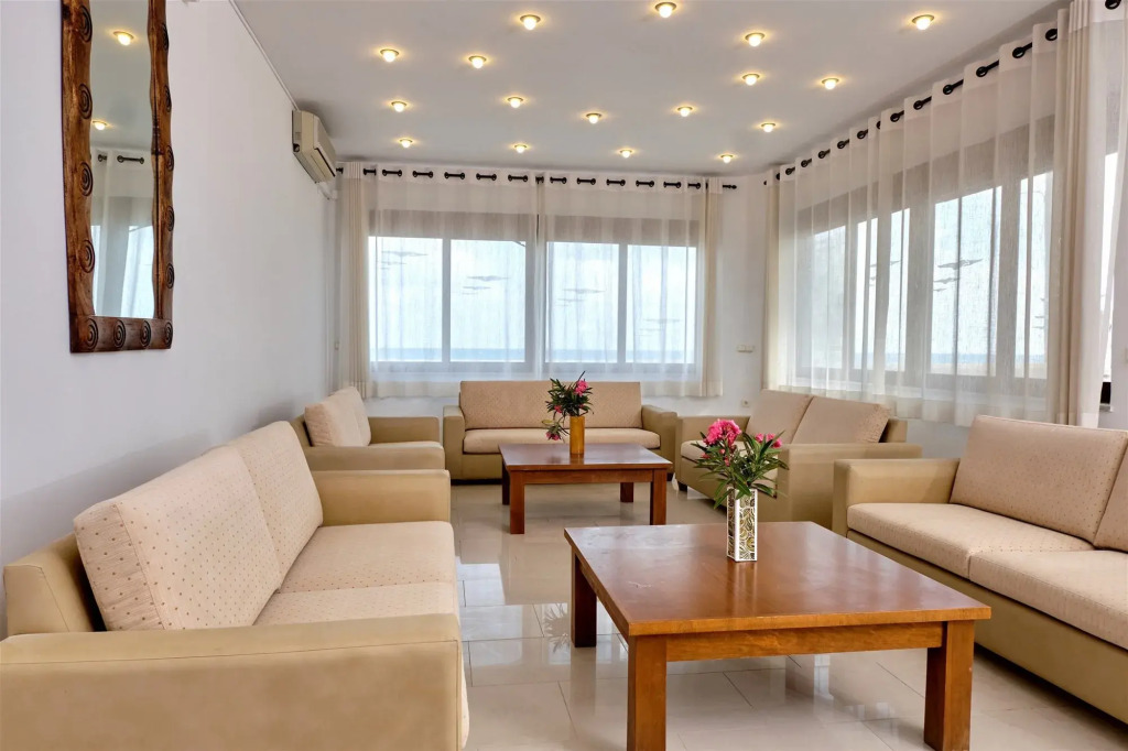 Niros Beachfront Aparthotel