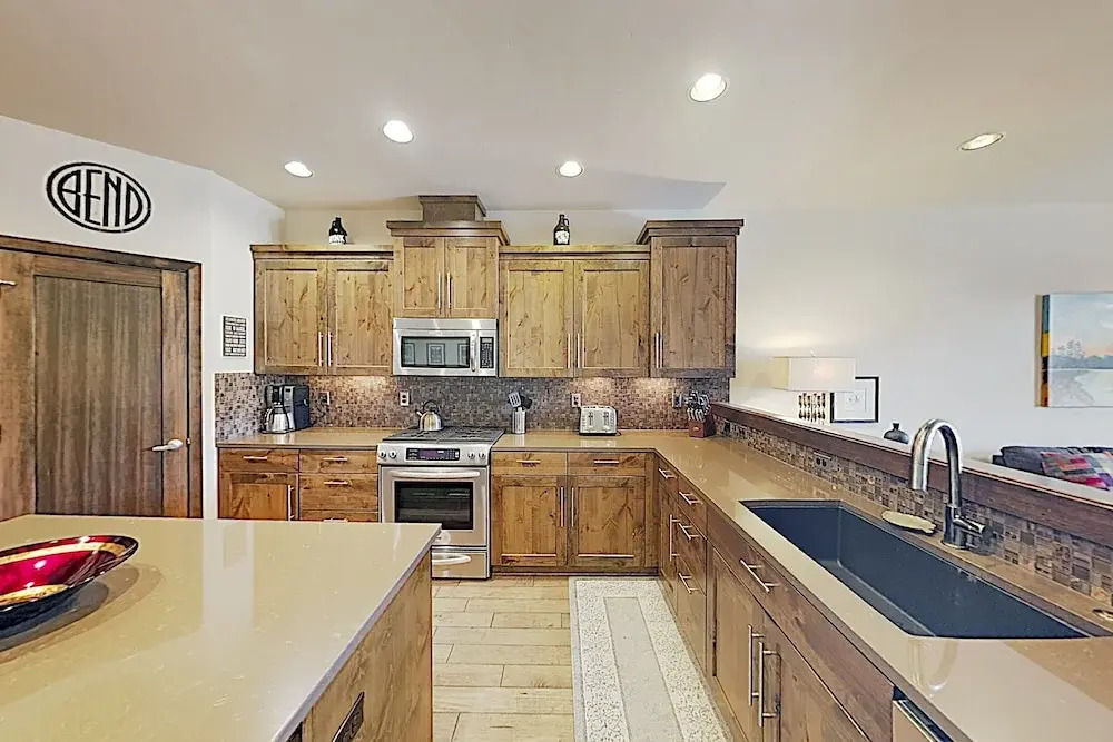 Deschutes Landing At The Old Mill Riverfront 3 Bedroom Condo