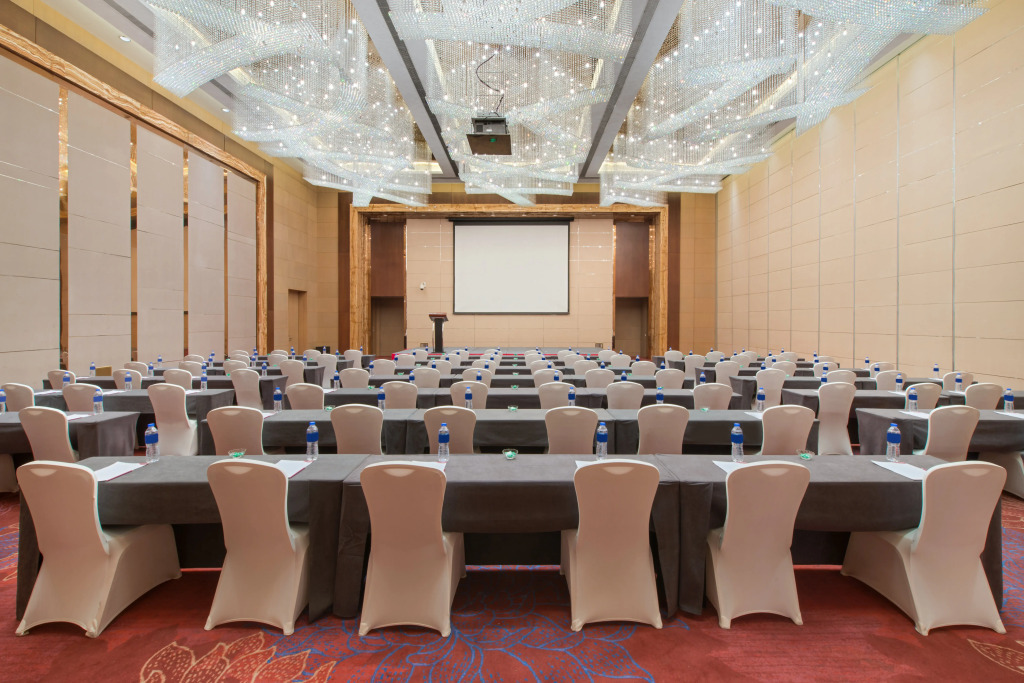 Crowne Plaza Shanghai Noah Square by IHG