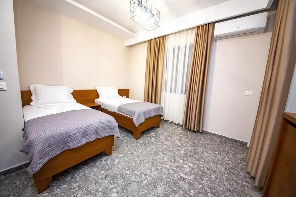 Hotel Center