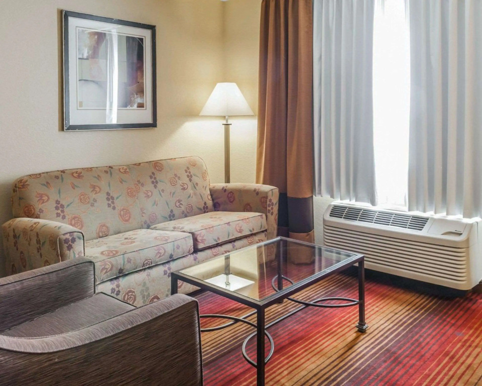 Quality Inn & Suites Albuquerque West