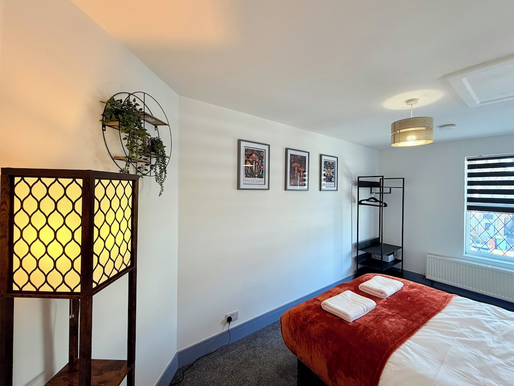 Humberside Apartments Spacious Cleethorpes Stay with Parking