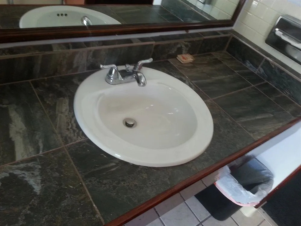 Island House Resort Hotel
