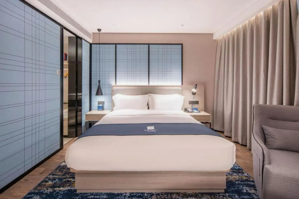 Echarm Hotel (Nanning Convention Center Jinhu Square Subway Station)