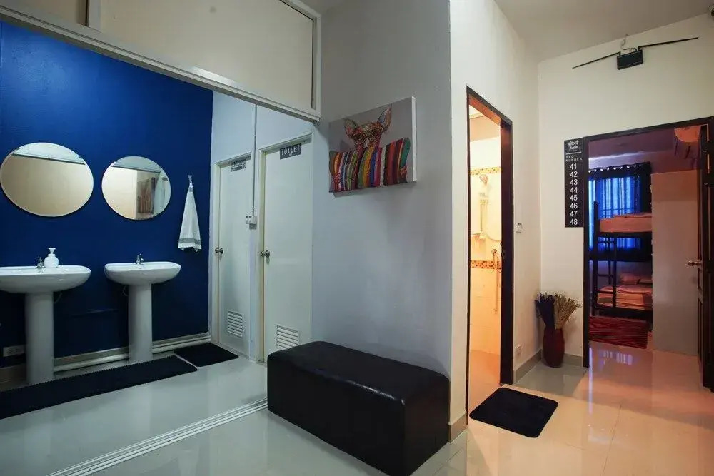 VR Meet Hostel