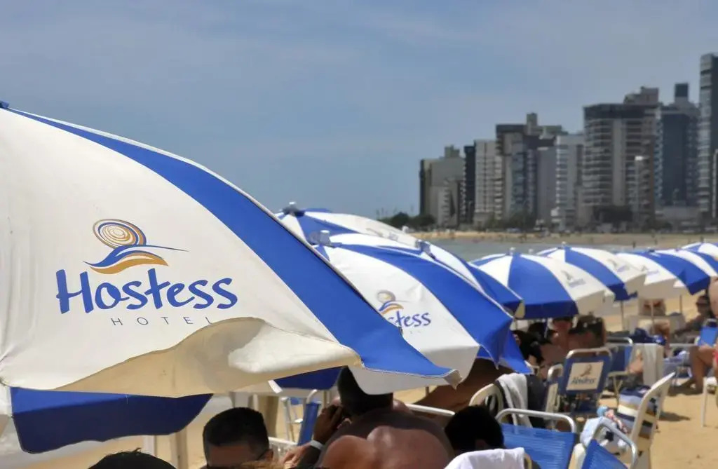 Hostess Hotel