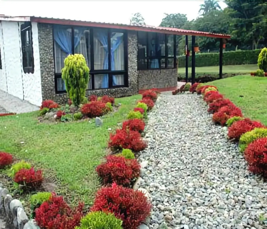 Linaje Salvaje Hotel