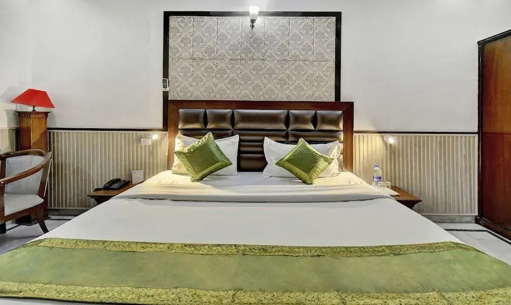 Hotel Corporate Inn
