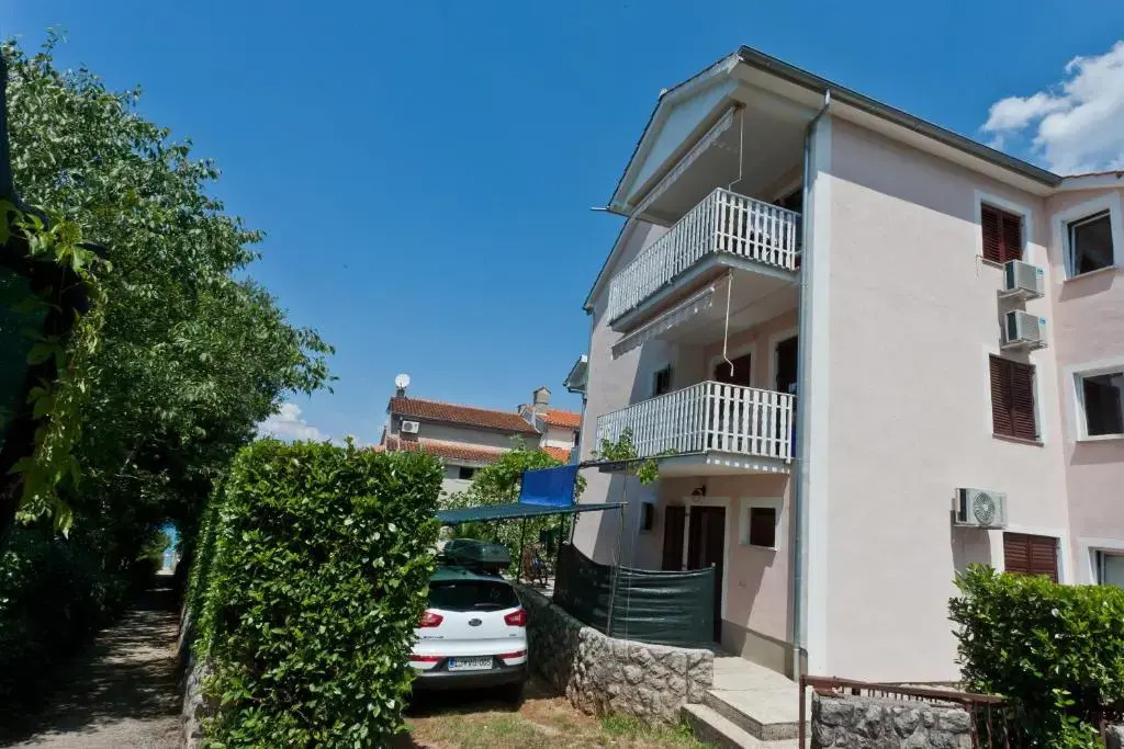 Apartments Katić