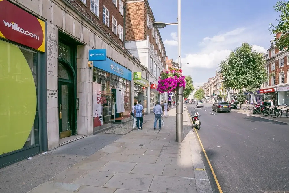 The High Street Kensington