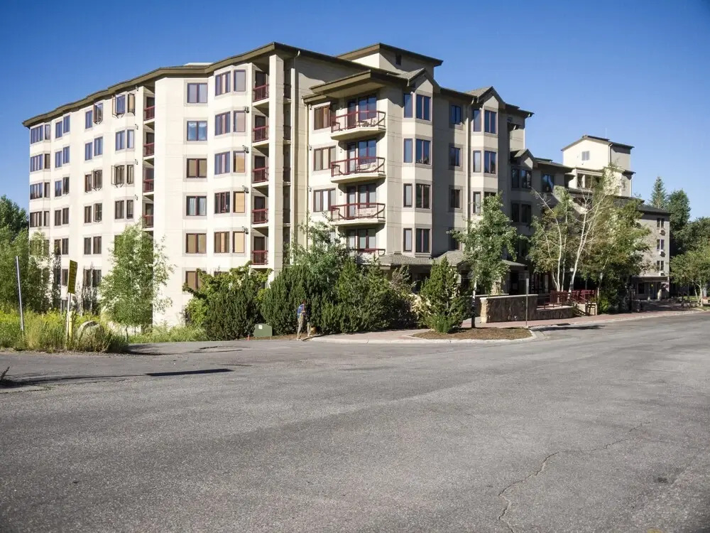 Torian Plum Creekside 418