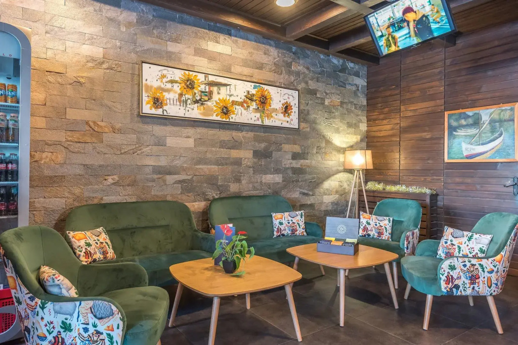 St George Ski & Holiday - Half Board & All Inclusive
