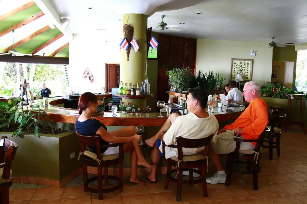 Club del Mar Oceanfront
