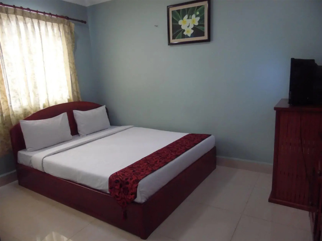Central Hotel