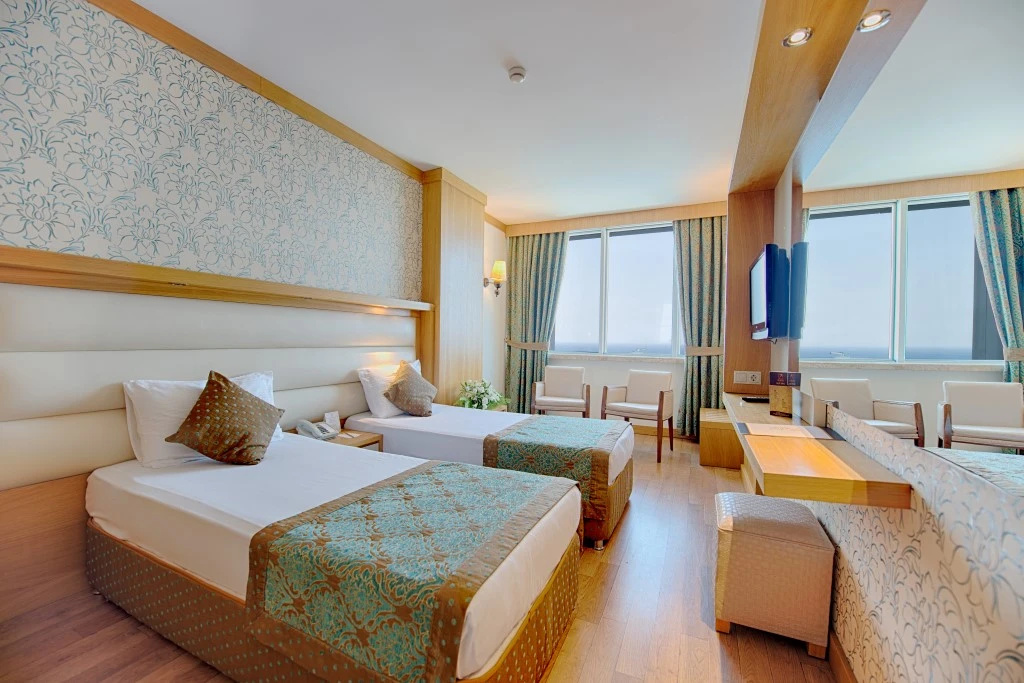 Oz Hotels Sui