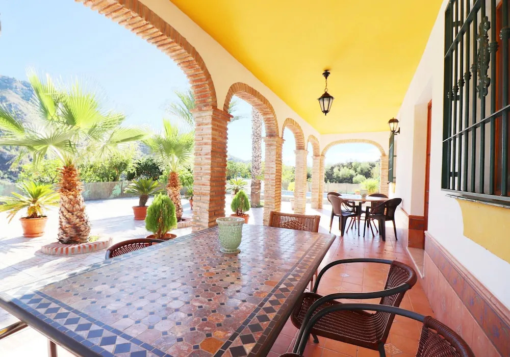 1142 Villa Castaño