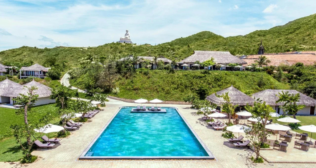 Crown Retreat Quy Nhon Resort