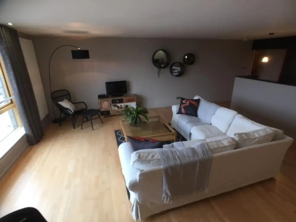 Penthouse Apartment In Edinburghs City Centre