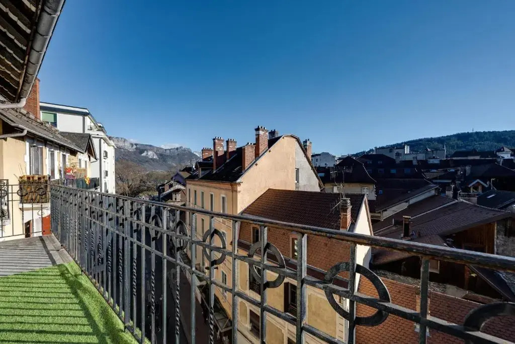 Le Balcon Annécien 4 - rooftop view for 2-4 people with