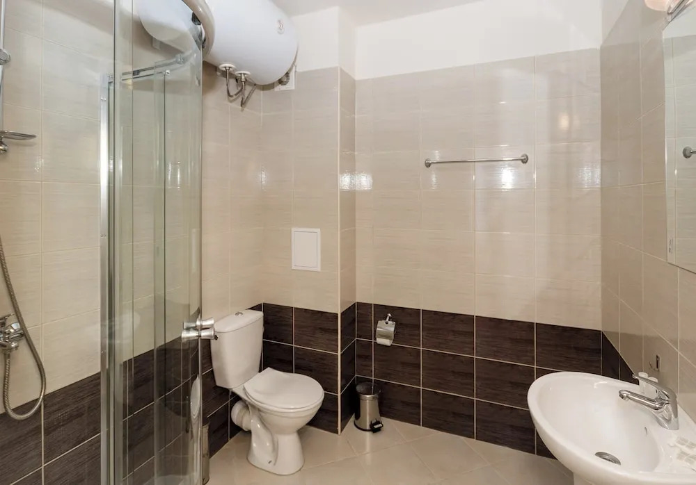 Charming 1 Bedroom Apartment for up to 4 Guests