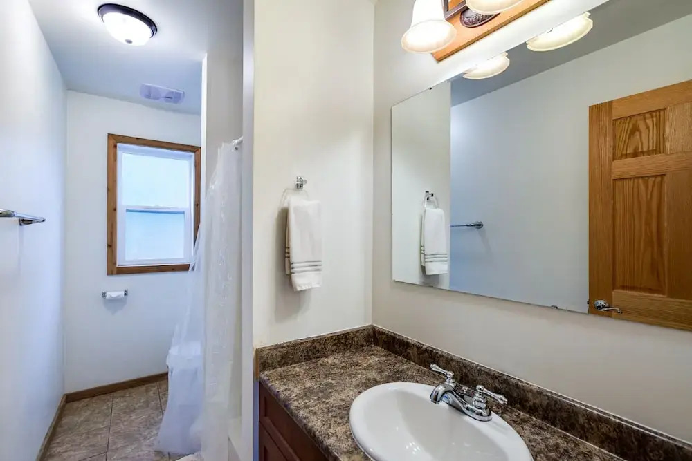 03MBH - WIFI -Pets OK - Sleeps 26