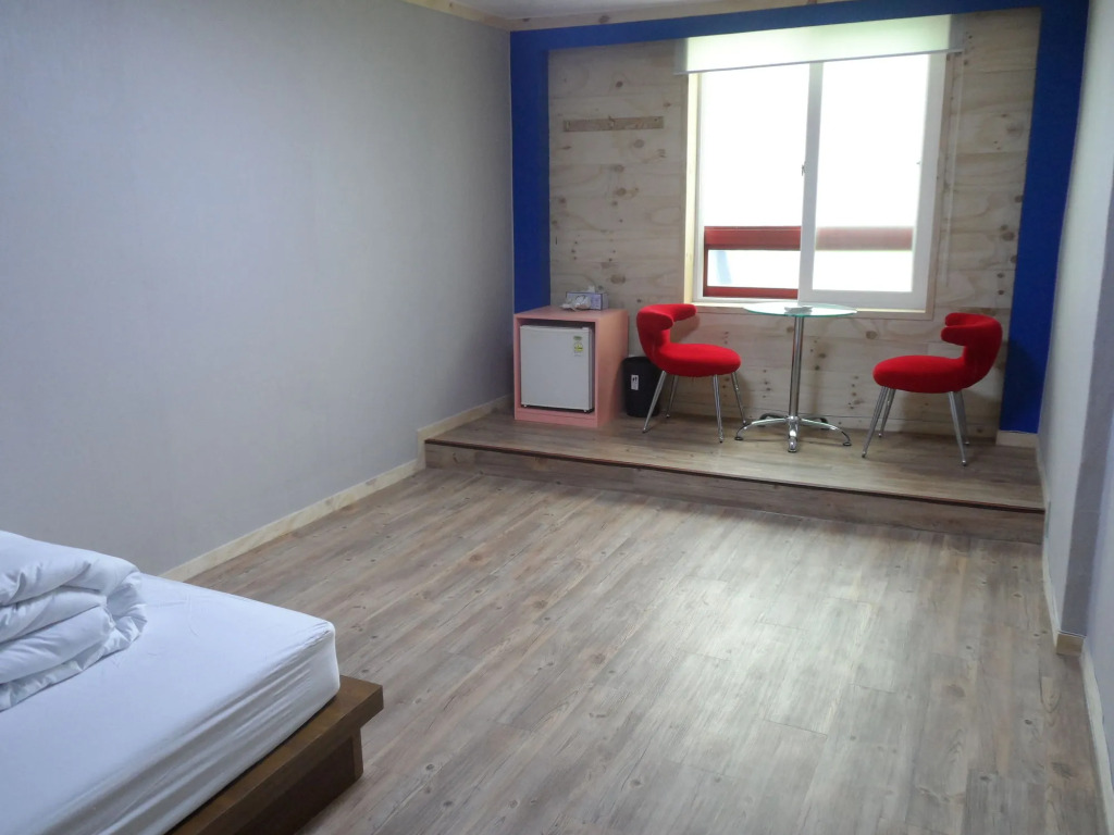 Nogodan Guesthouse and Hotel