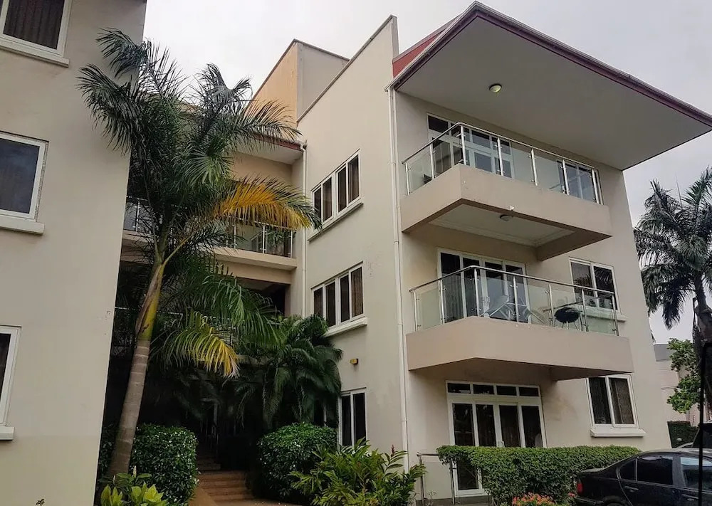 Charming 3-bed Apartment Airport Residential Accra