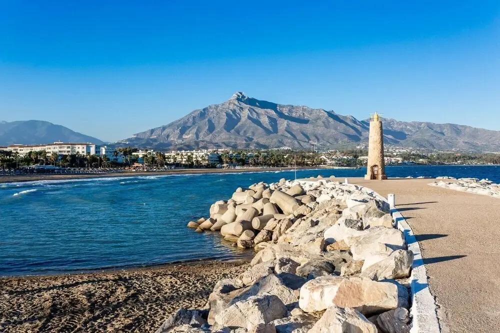 by RIVA - Luxurious, Exclusive 2Bed Apt inside Puerto Banus