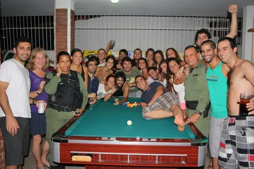 Los Mostros Hostel