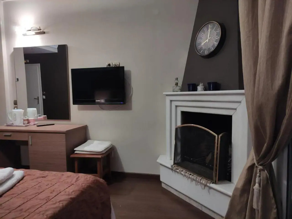 Paraliako Κaterina Lakefront - Biker Friendly Hotel
