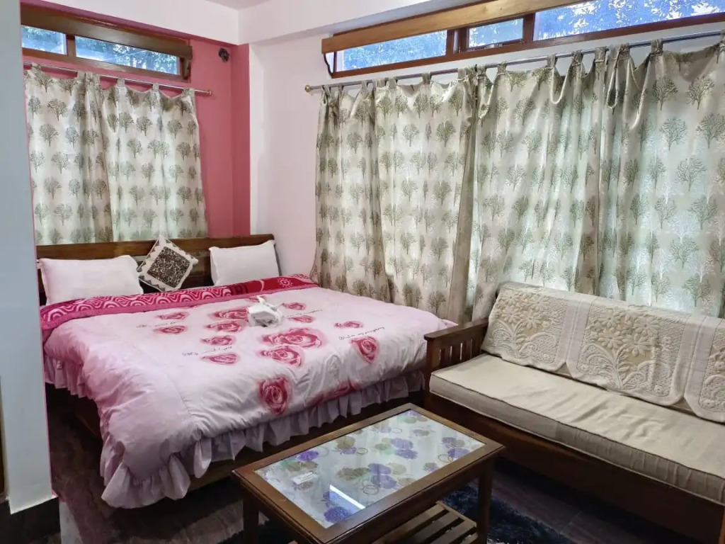Hotel White Tara