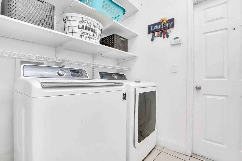 Brand New 4 BR Pool Home Near Lake Nona