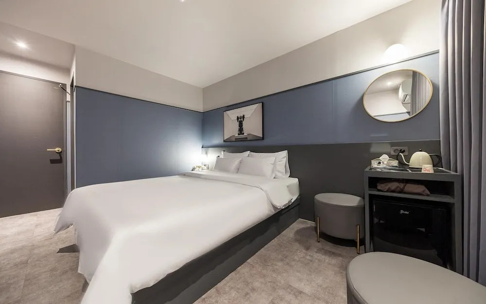 Flex 9 Hotel