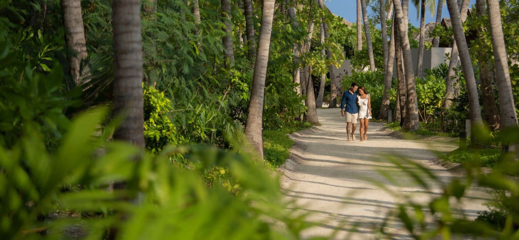 Emerald Faarufushi Resort & Spa - Deluxe All Inclusive