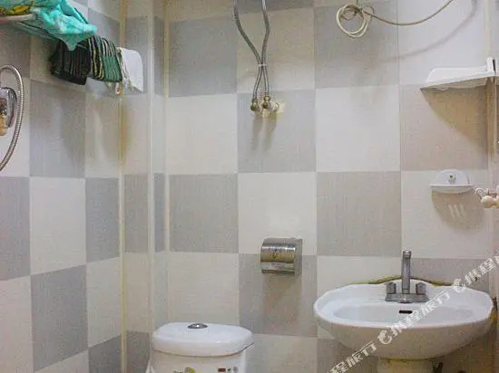 Fushun Jinzeyuan Guest House