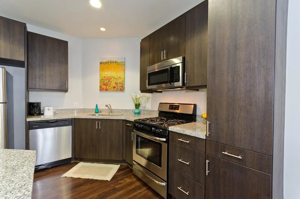 LA009 3 Bedroom Apartment By Senstay