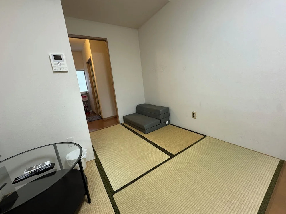 Higashimikuni House