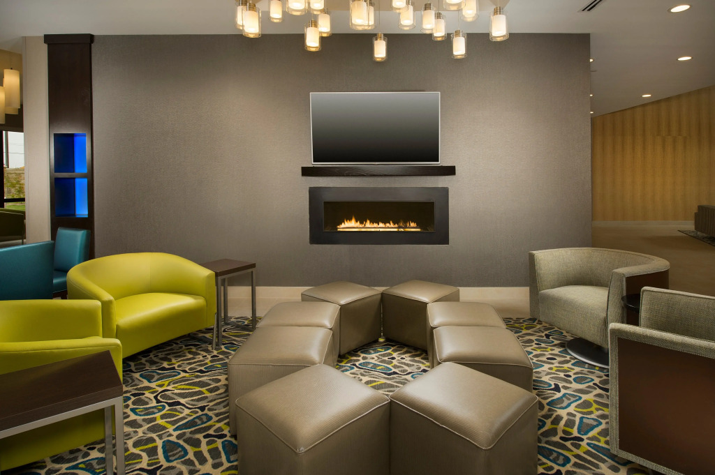 Holiday Inn Express Hotel & Suites Waco South by IHG