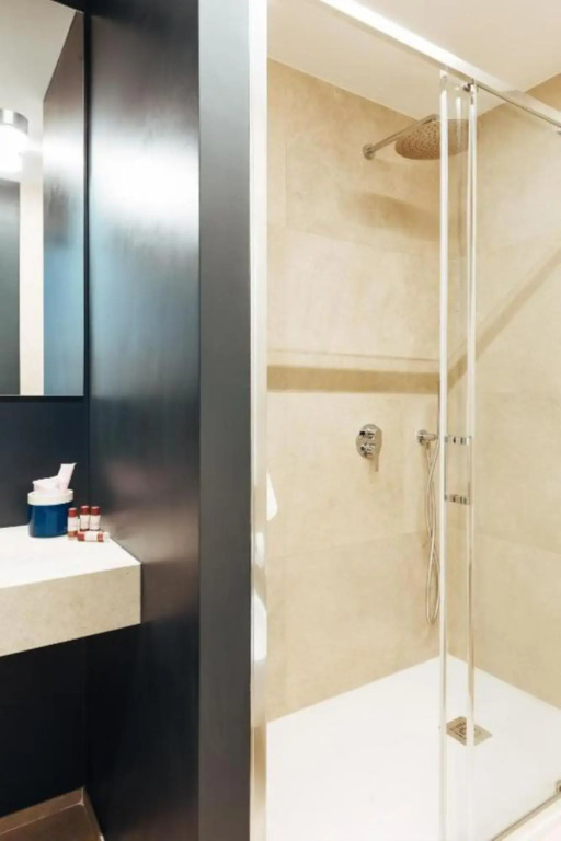 Yolk, characteristic complex with a minimal style close to the port of monopoli-Holyday