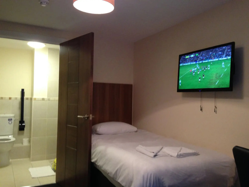 Wendover Arms Hotel