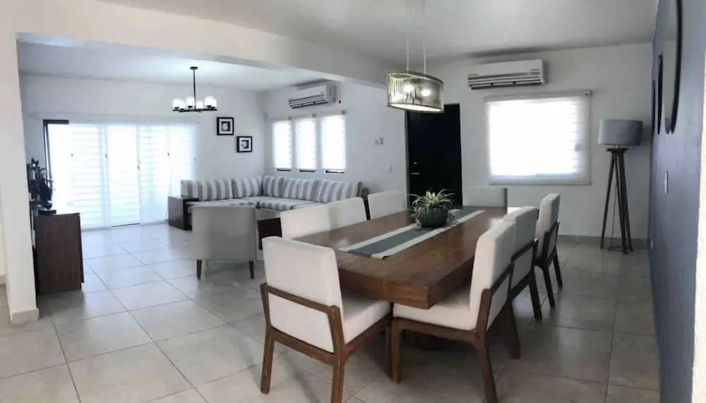 Big House Pool Grill, 4 Bedrooms 12 ppl AC Ocean view TV WIFI