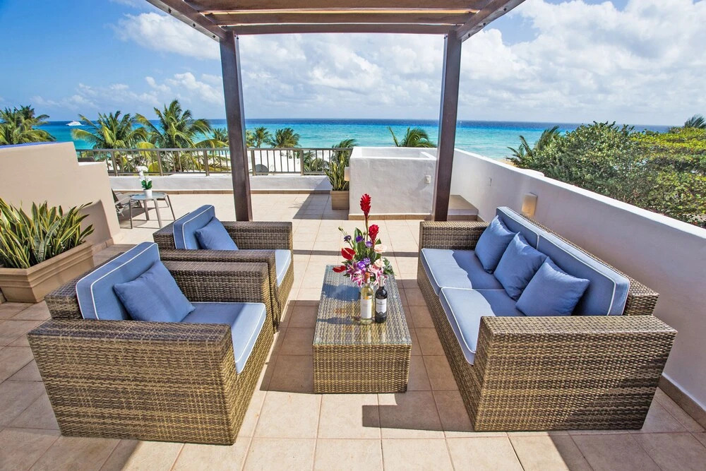 Izcalli Luxury Villa