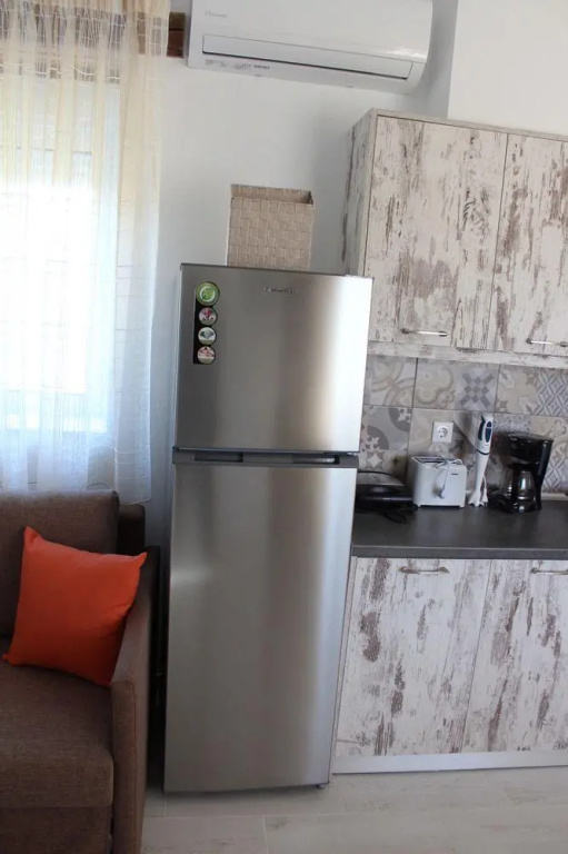 Haraki Stone Apartments