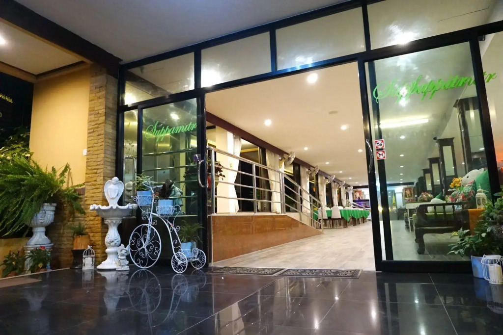 Suppamitr Villa Hotel