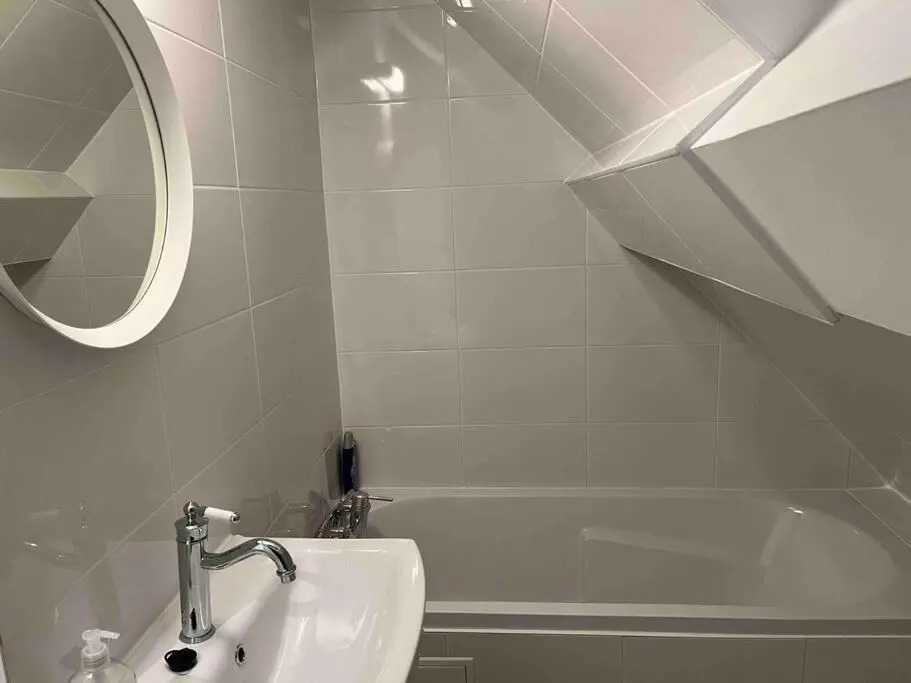 Maison Neuve Chaleureuse Pour 1 a 4 Personnes